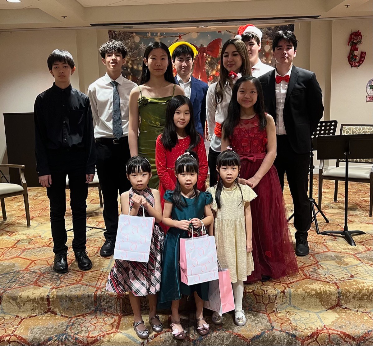 Aston Gardens at Parkland Commons Christmas Concert
